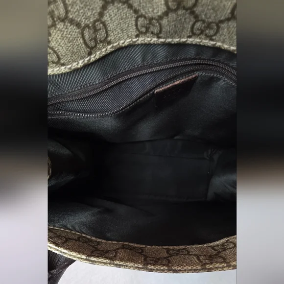 Gucci GG Supreme Monogram Tote With COA - Picture 5 of 11